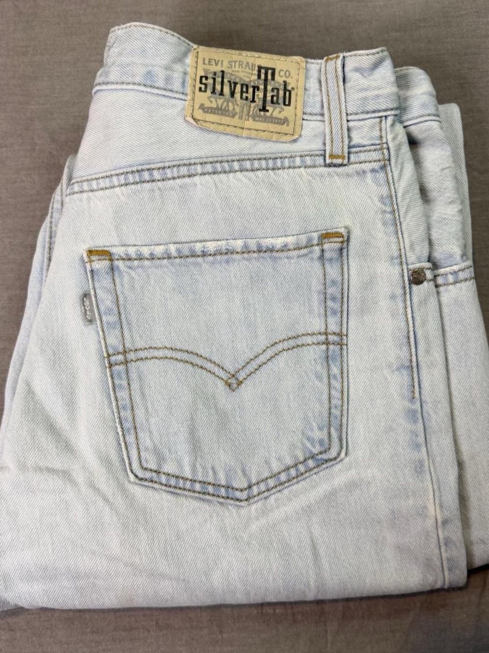 Levi's Light Wash Blue SilverTab Jeans